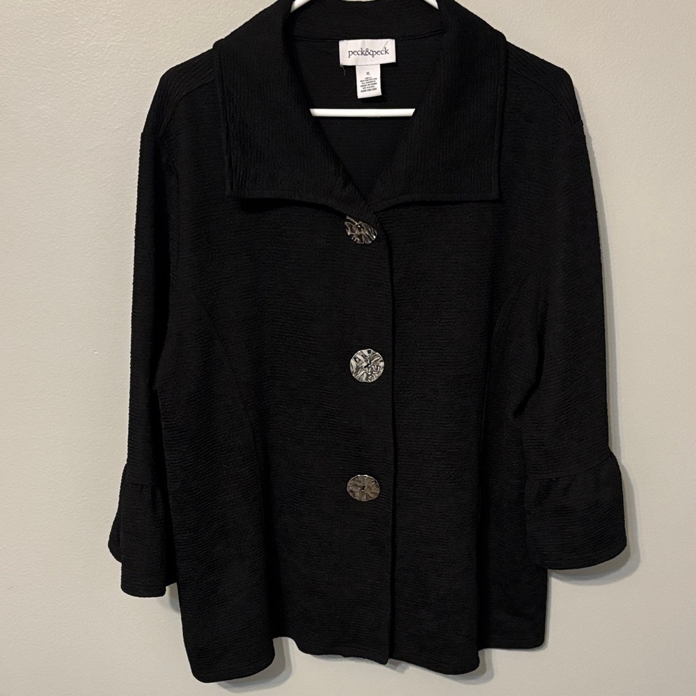 Peck & Peck 3/4 sleeve Black Jacket with silver button detail